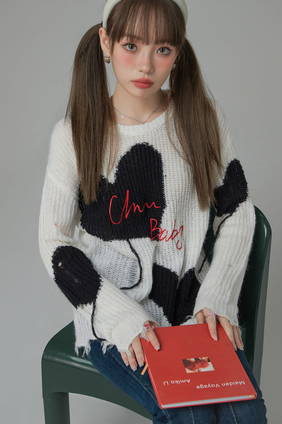 CHUU Distressed Heart Loose Fit Sweater