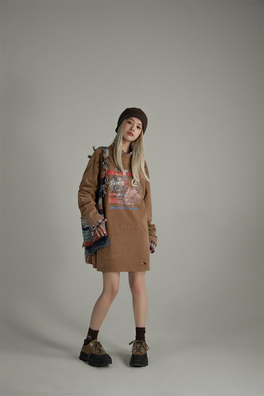 CHUU Million Hippies Sweatshirt Dress