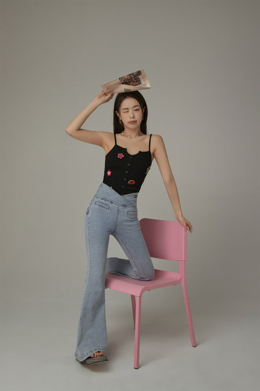 CHUU Embroidered Ribbed Top