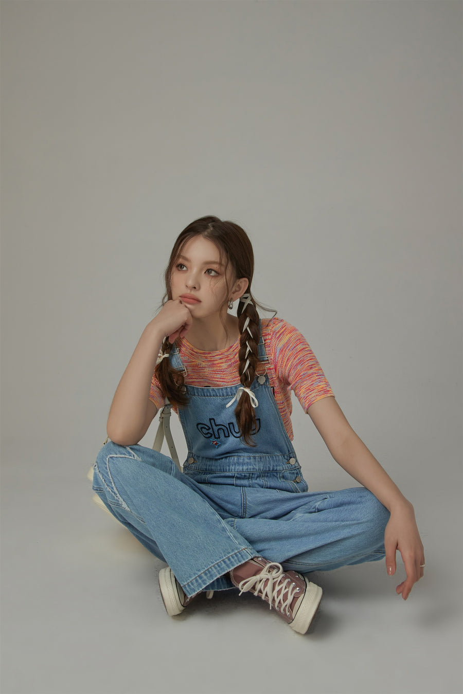 CHUU Embroidered Chuu Star Cropped Knit Top