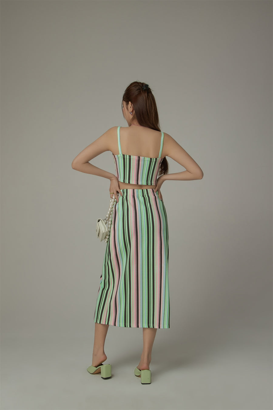 CHUU Rainbow Stripes Contrast Long Skirt