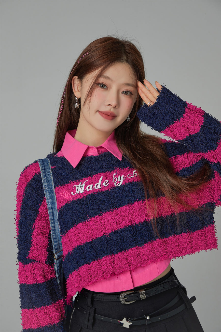 CHUU Pretty Bold Striped Cropped Knit Sweater