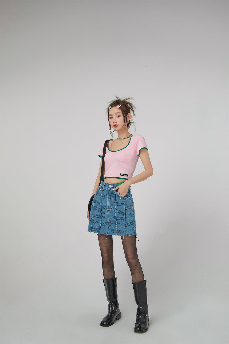 CHUU Nice To Meet Chuu Print Denim Skirt