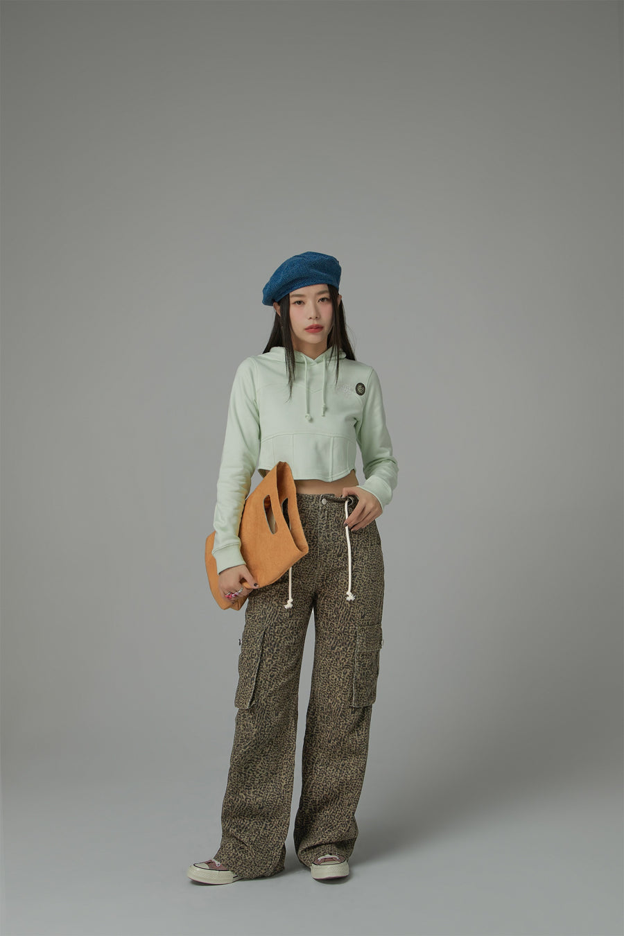 CHUU Leopard Pocket Denim Long Pants