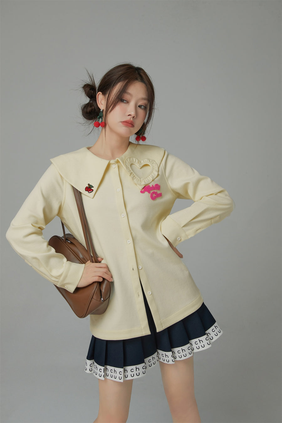 CHUU Candy Color Heart Polo Collar Shirt