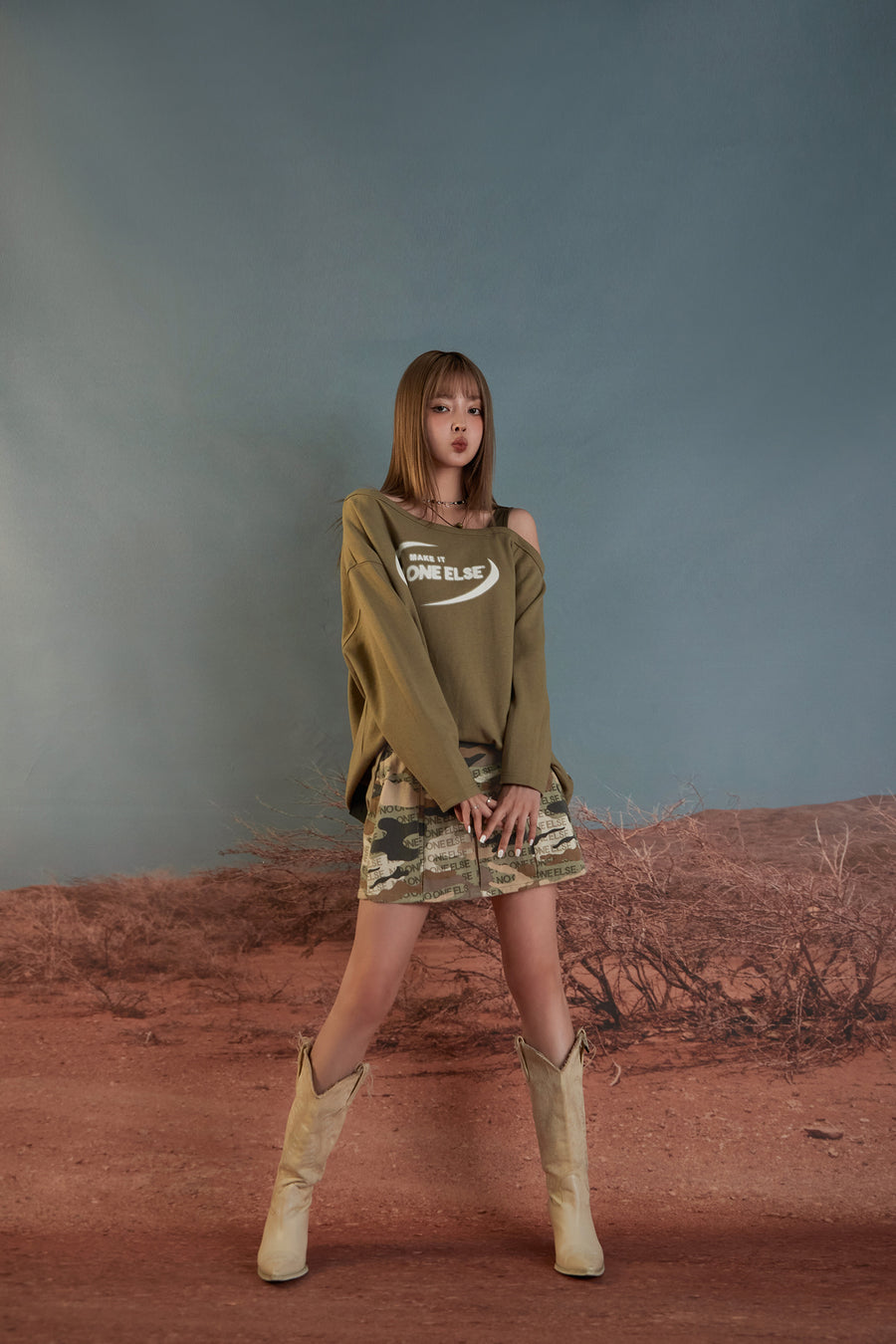 CHUU Camouflage High Waist Mini Skirt