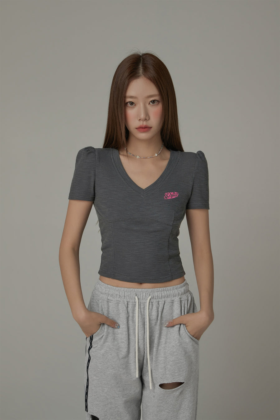 CHUU V-Neck Puff Sleeve T-Shirt