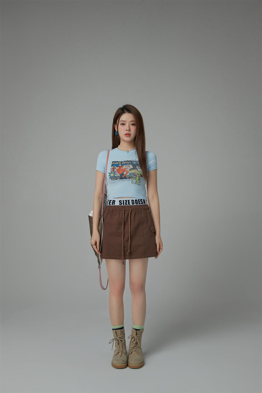 CHUU Size Doesnt Matter Beach Day Cropped T-Shirt