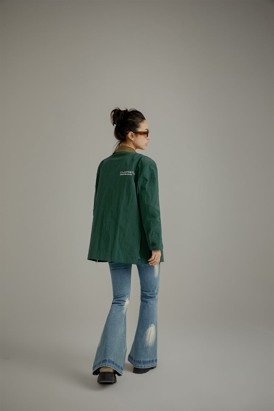 CHUU Pocket Embroidered Jacket