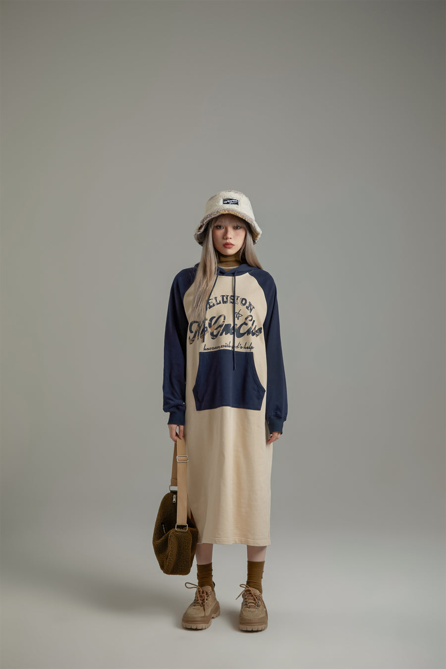 CHUU Raglan Loose Fit Hooded Dress