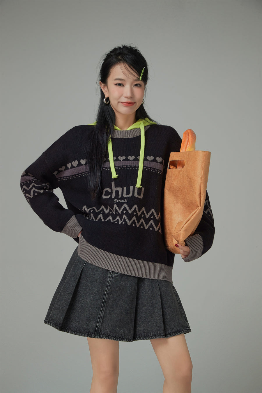 CHUU Feeling Festive Stripe Knit Sweater