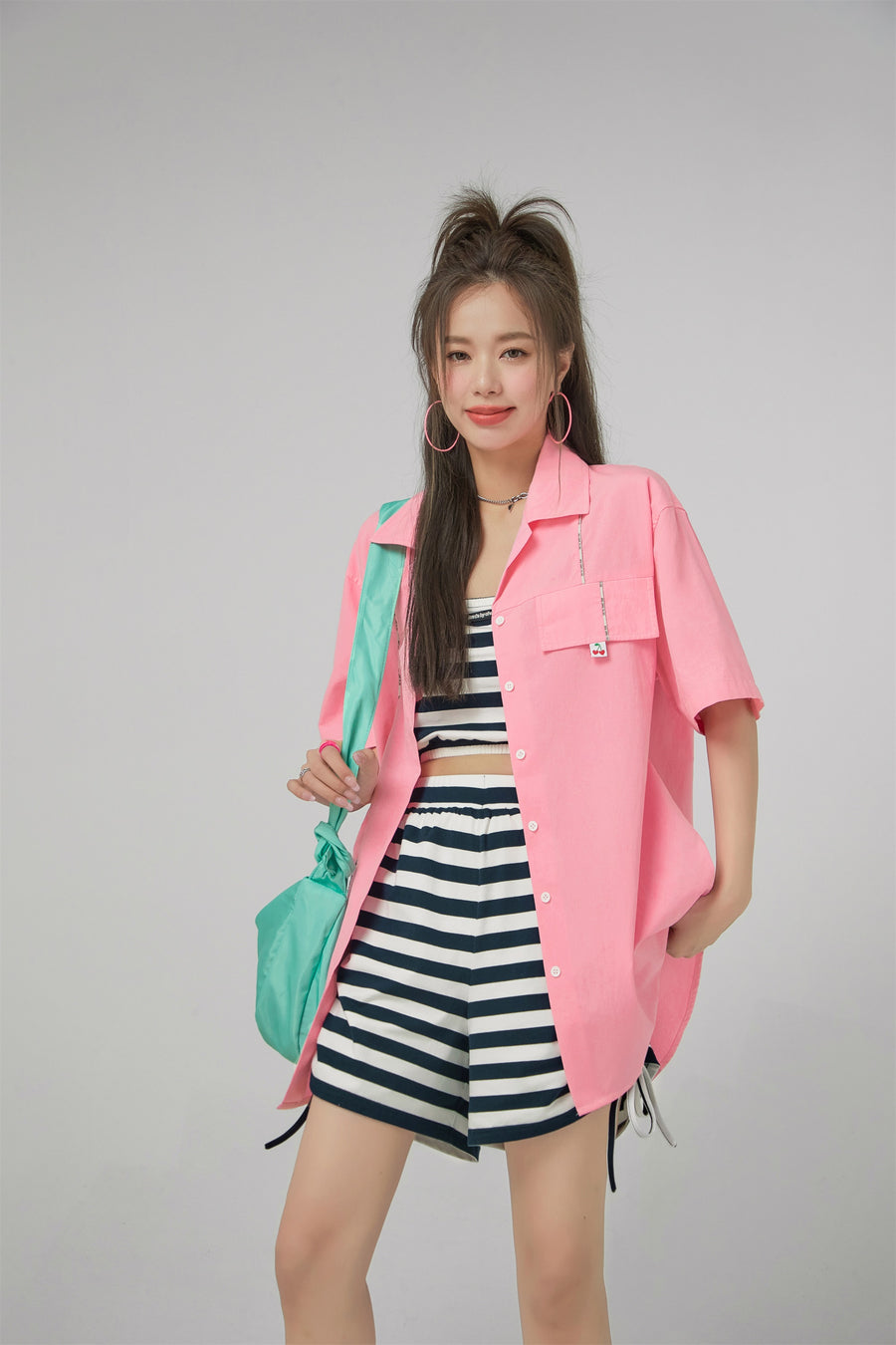 CHUU Striped Shirring Loose Shorts