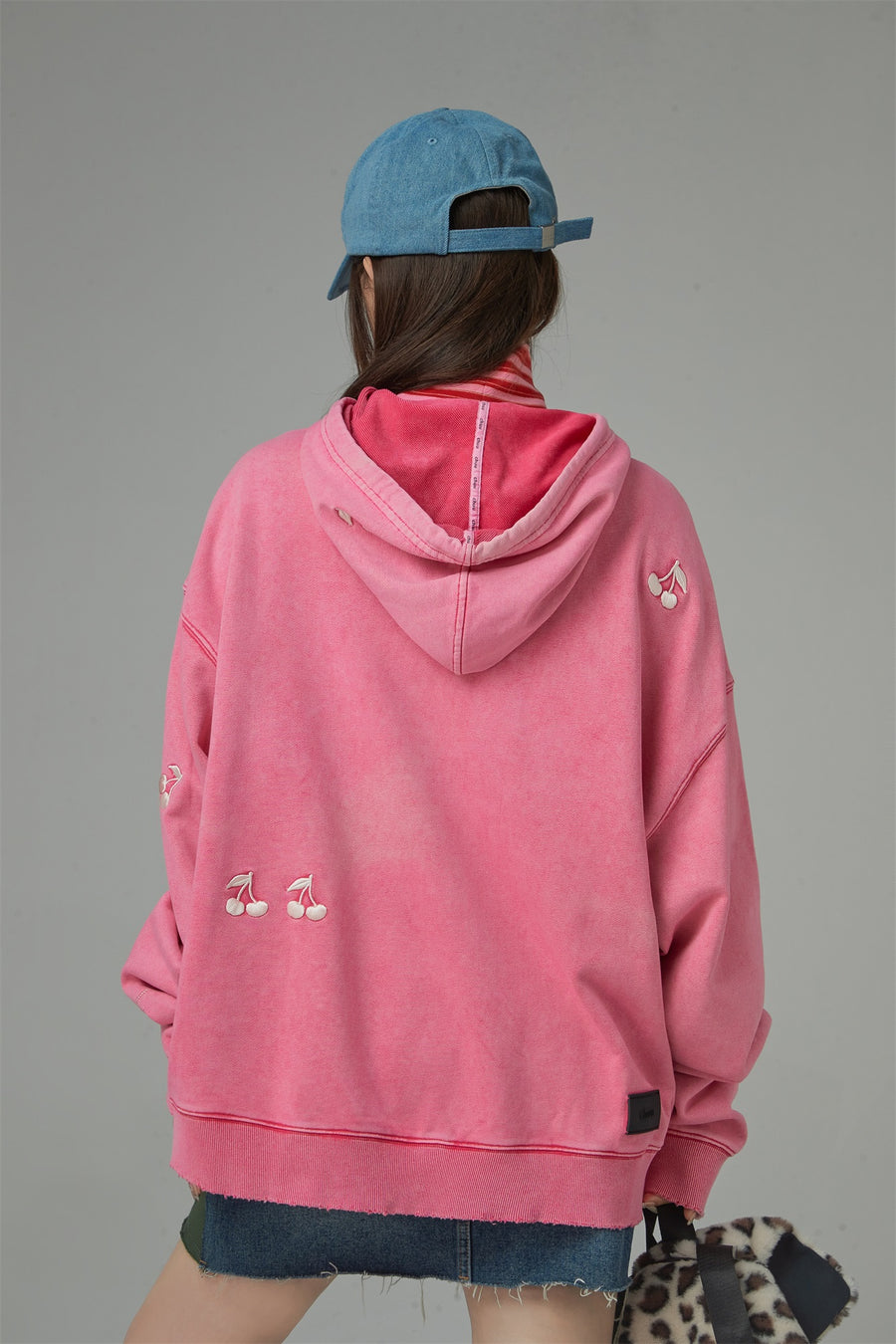 CHUU A Little Bit Extra Cherry Overfit Hoodie