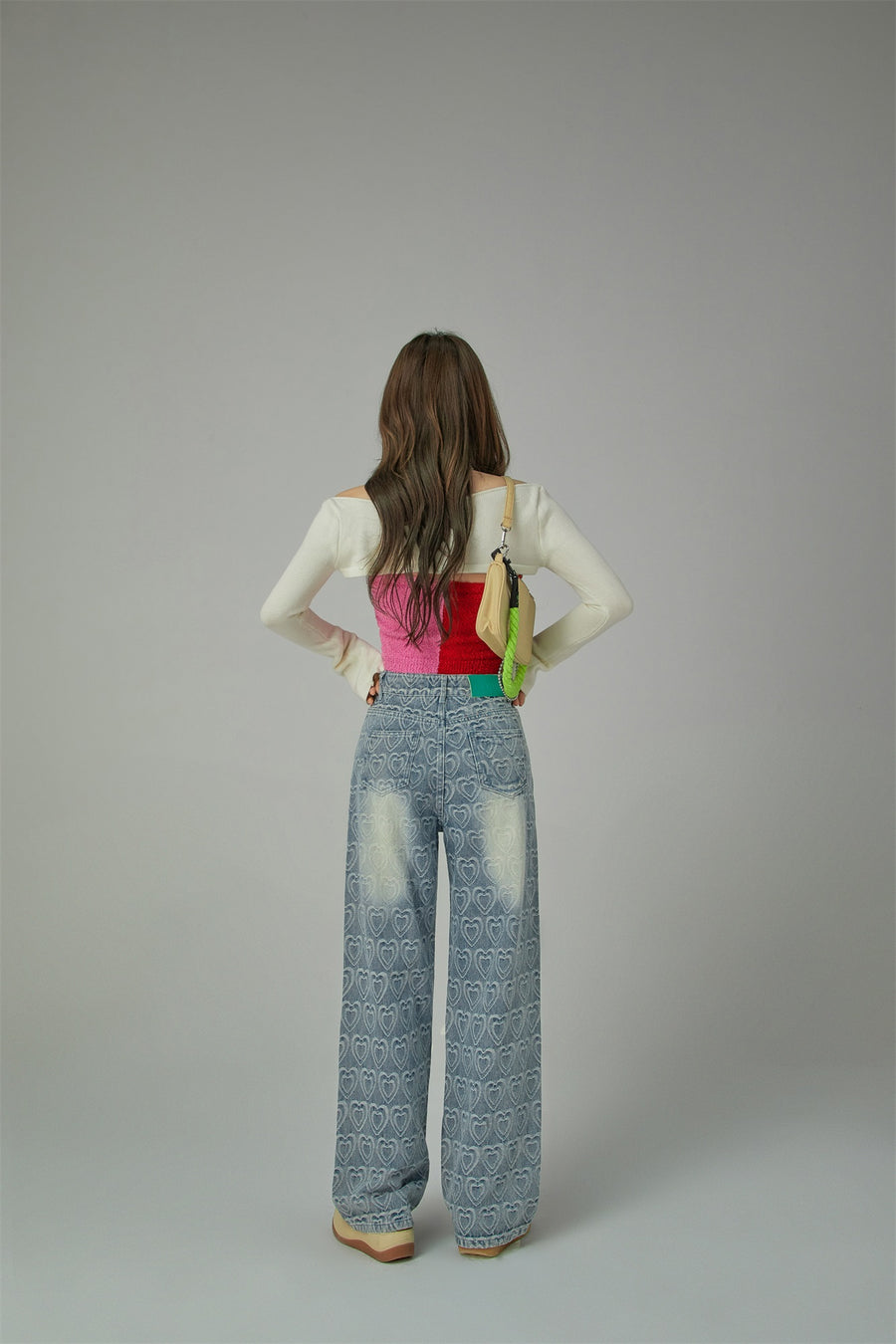 CHUU Heart Logo Washed Wide Denim Pants