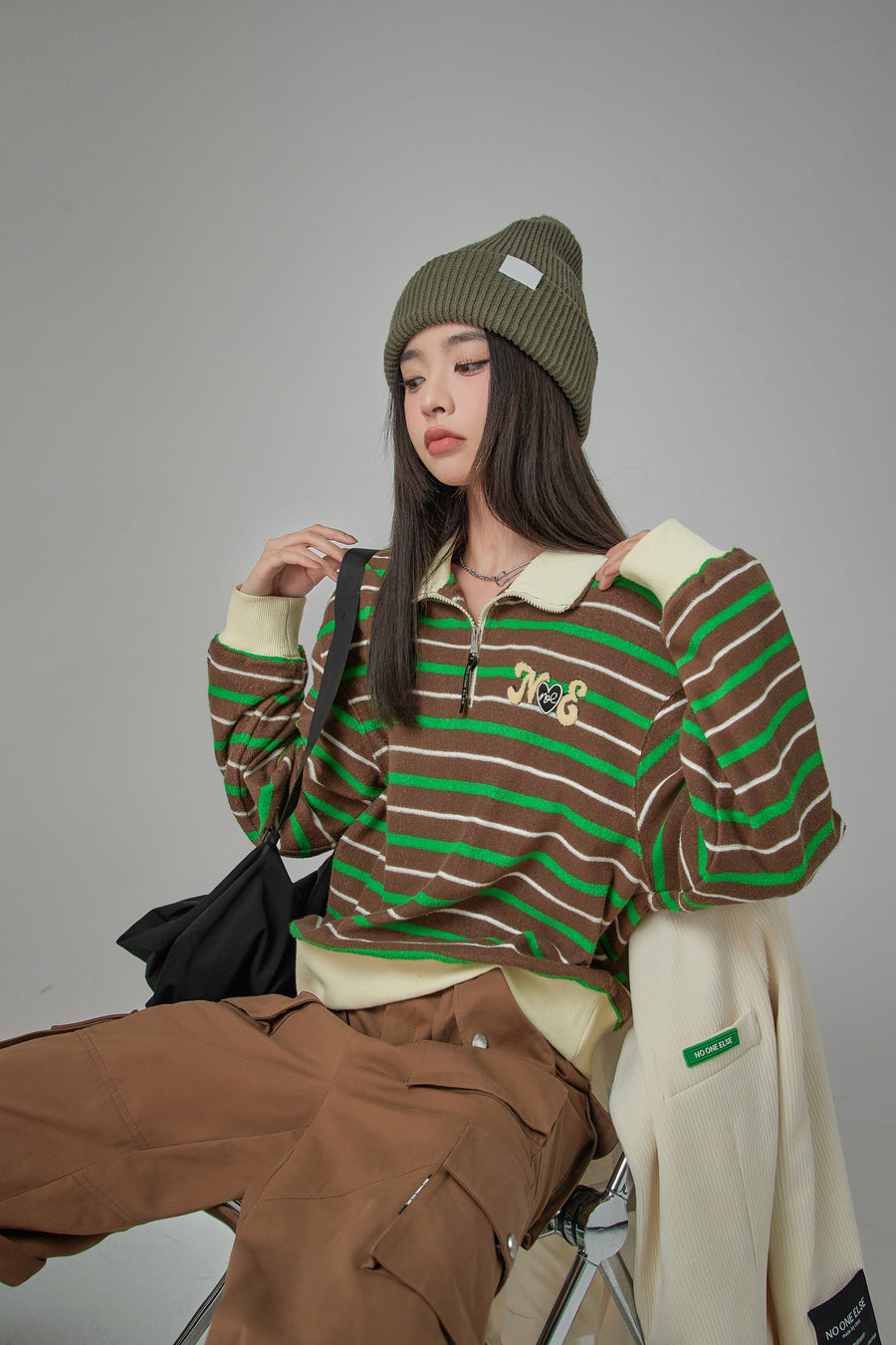 CHUU Do All Things With Love Stripes Sweatshirt