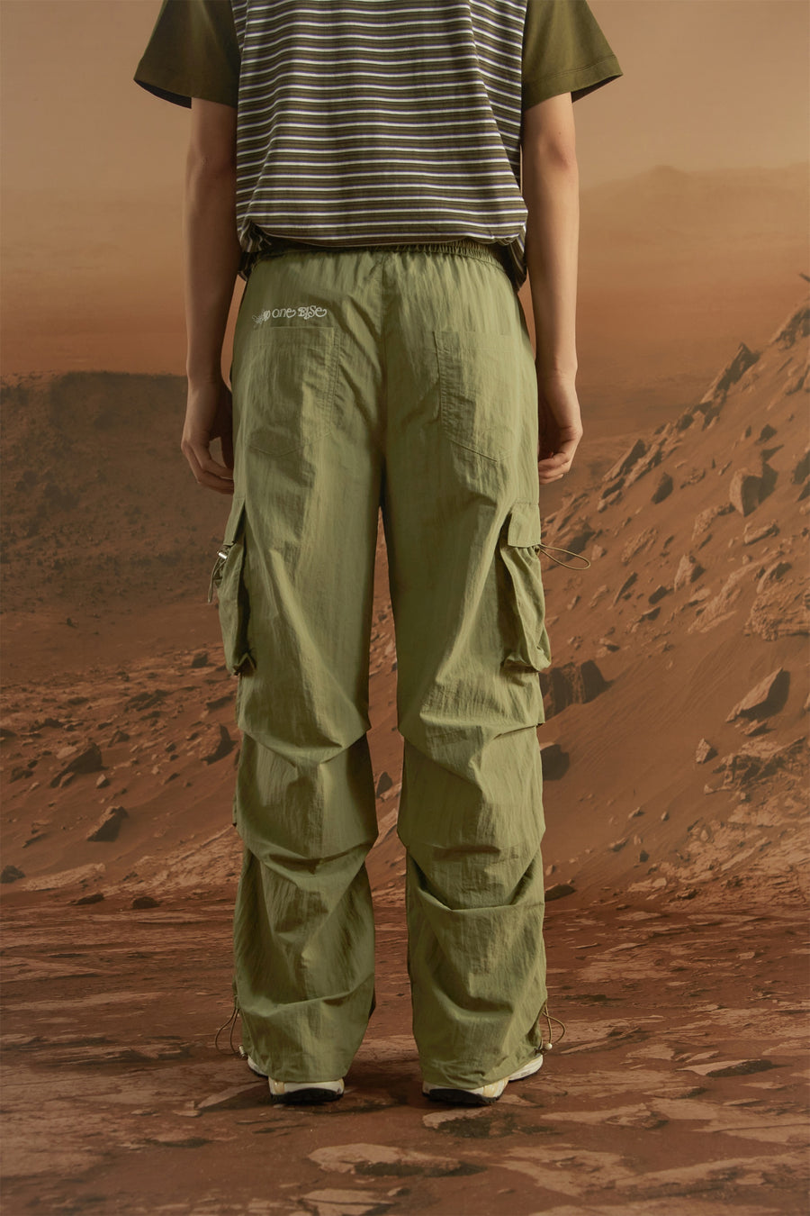 CHUU Cargo String Banding Pants