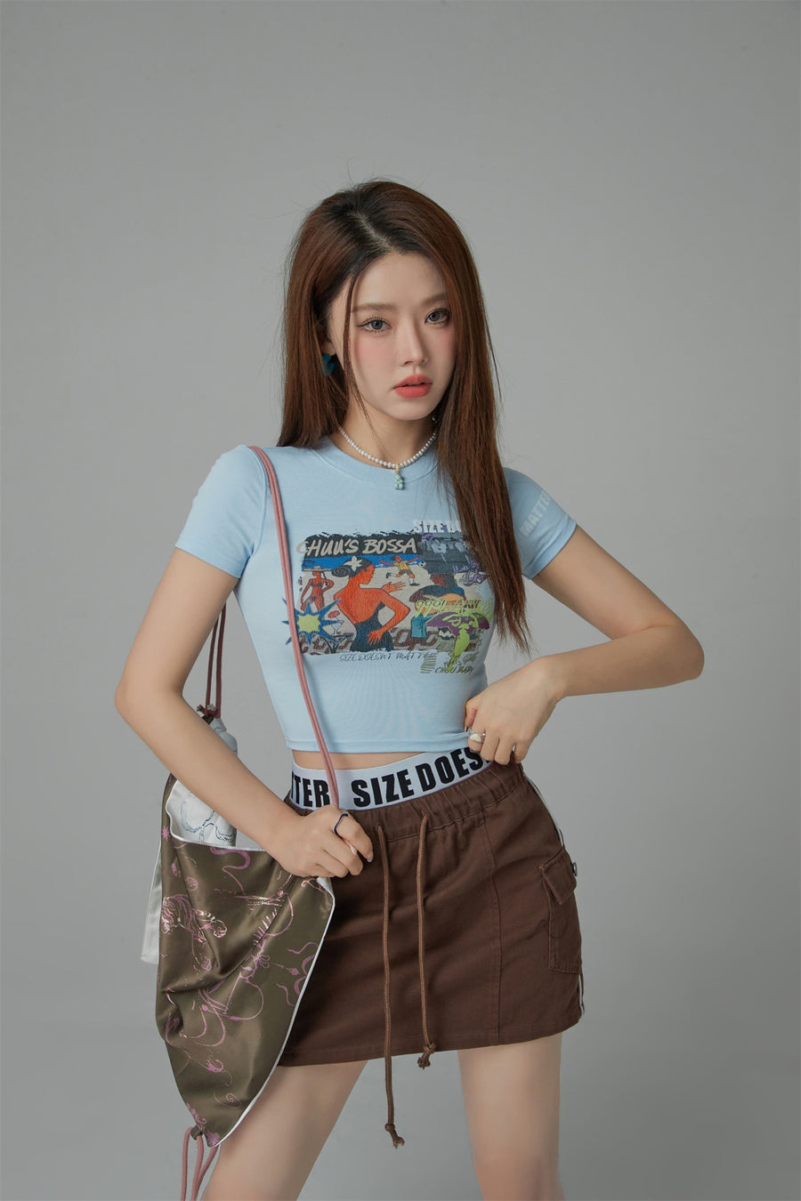 CHUU Size Doesnt Matter Beach Day Cropped T-Shirt