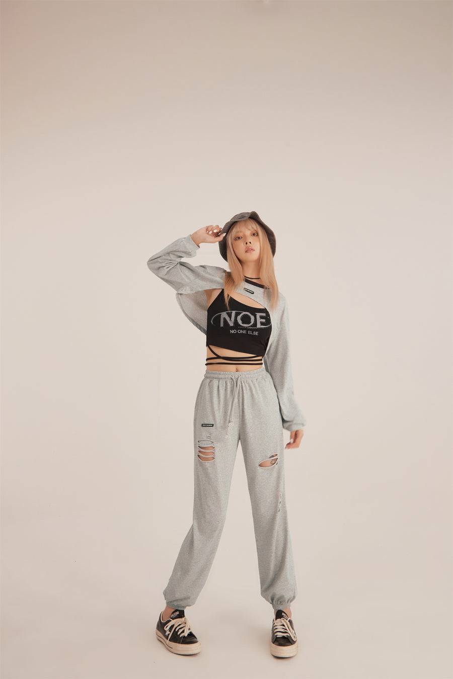 CHUU Ripped Damaged Jogger Pants