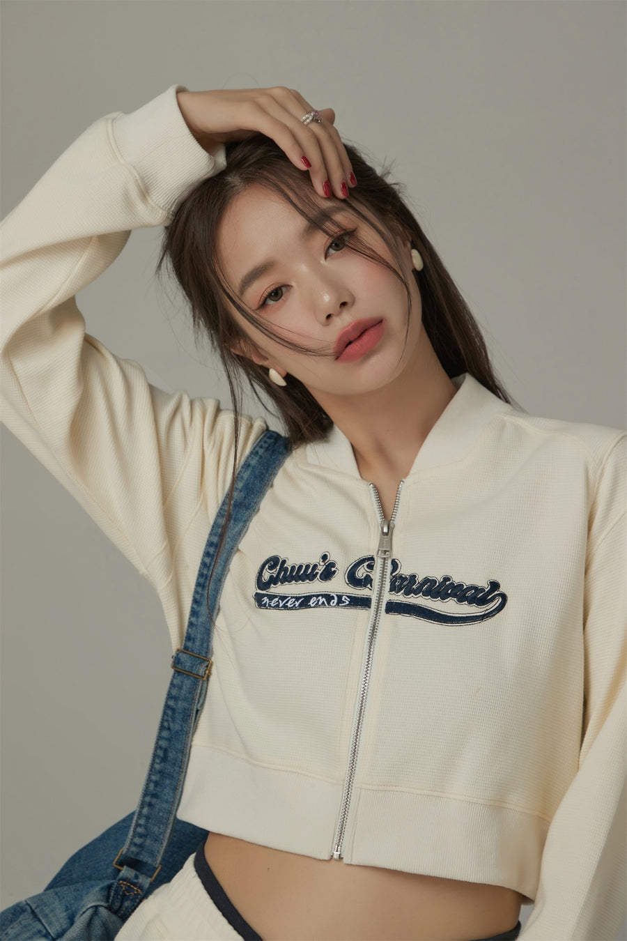 CHUU Color Matching Line Cropped Zip-Up