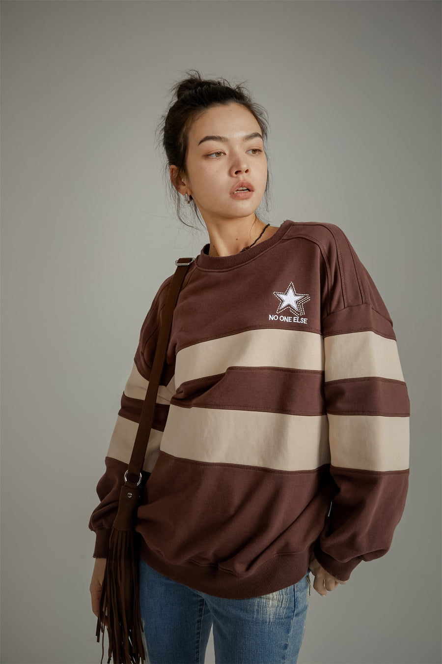 CHUU Round Neck Vintage Sweatshirt