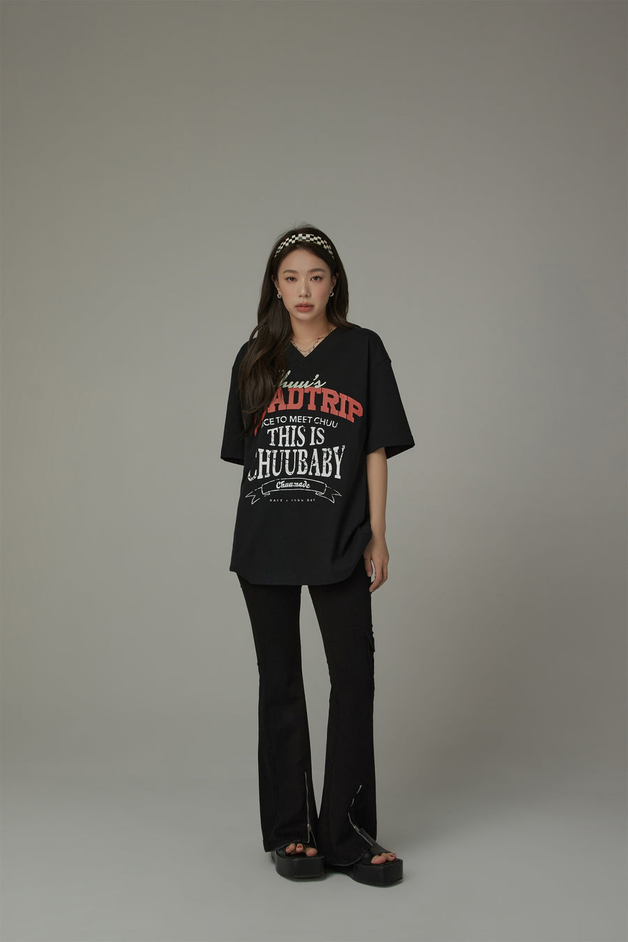 CHUU V-Neck Road Trip T-Shirt