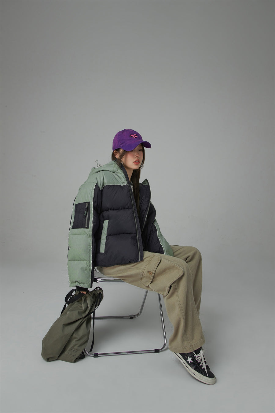 CHUU Two Tone Duck Down Puffer Coat