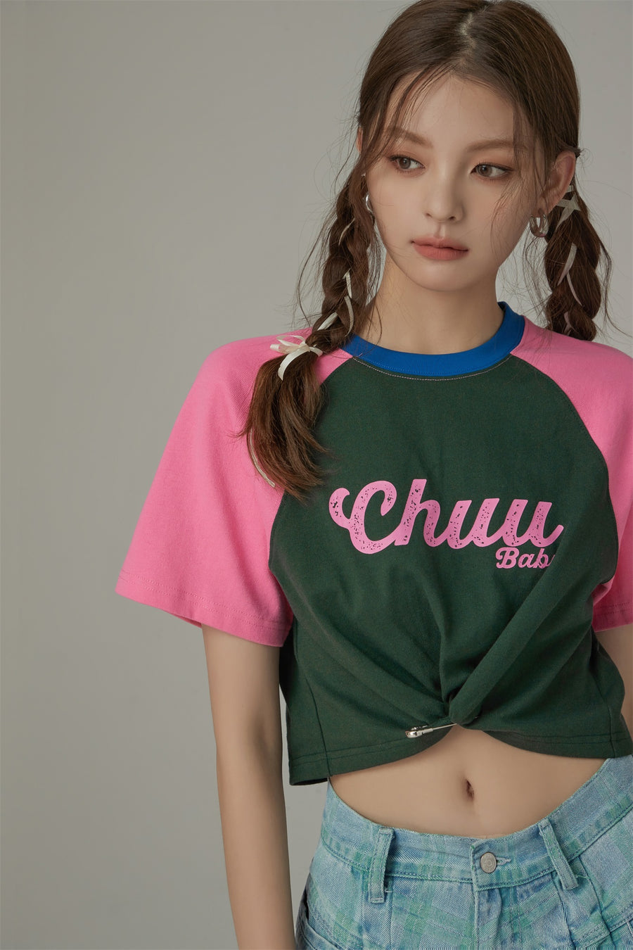 CHUU Contrast Raglan Cropped T-Shirt