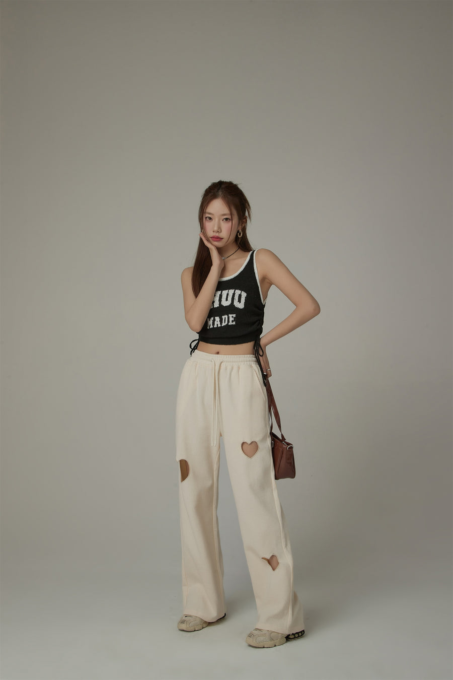 CHUU Heart Jogger Pants