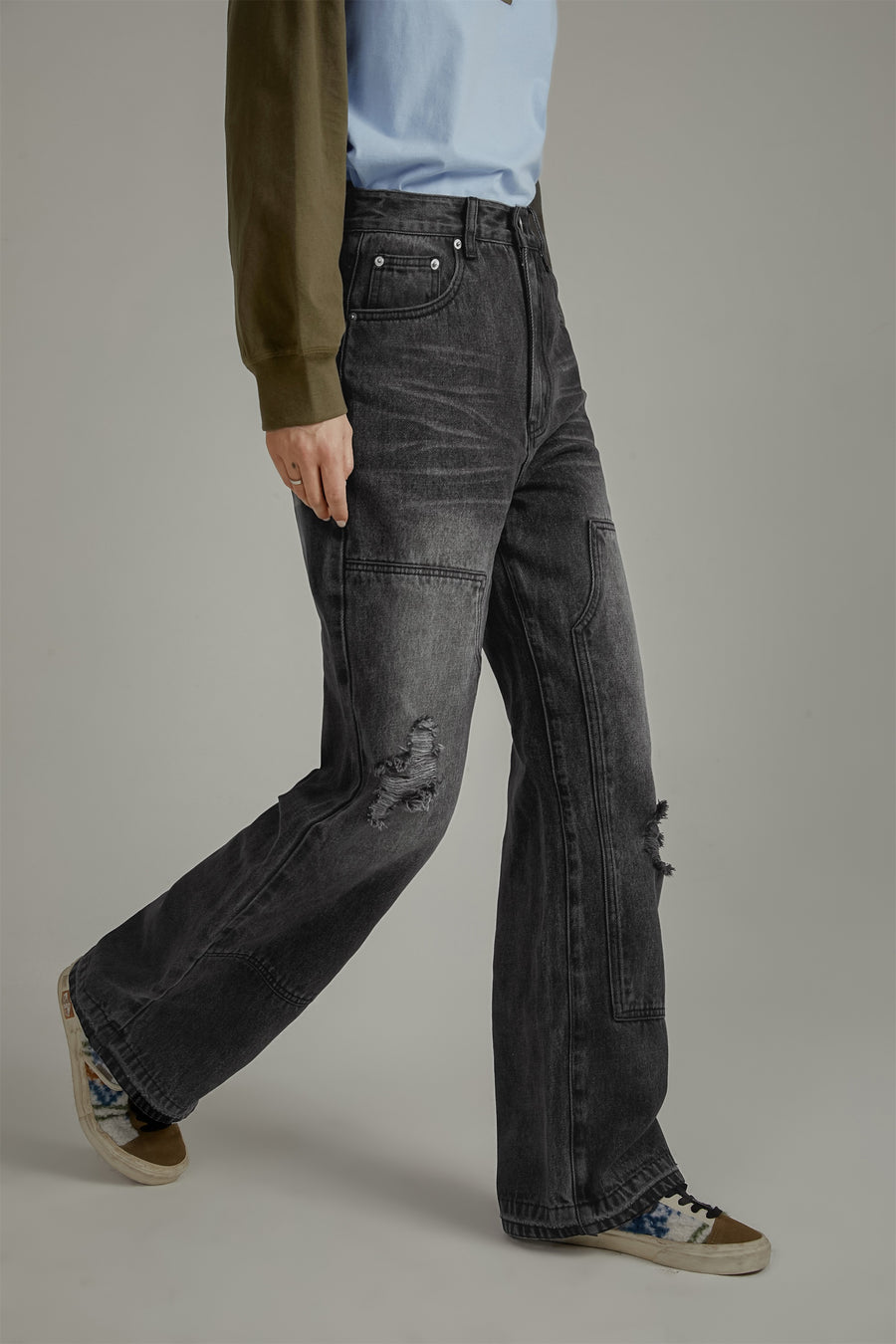 CHUU Wash Distressed Denim Jeans