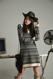 Vintage Stripe V-Neck Knitted Dress