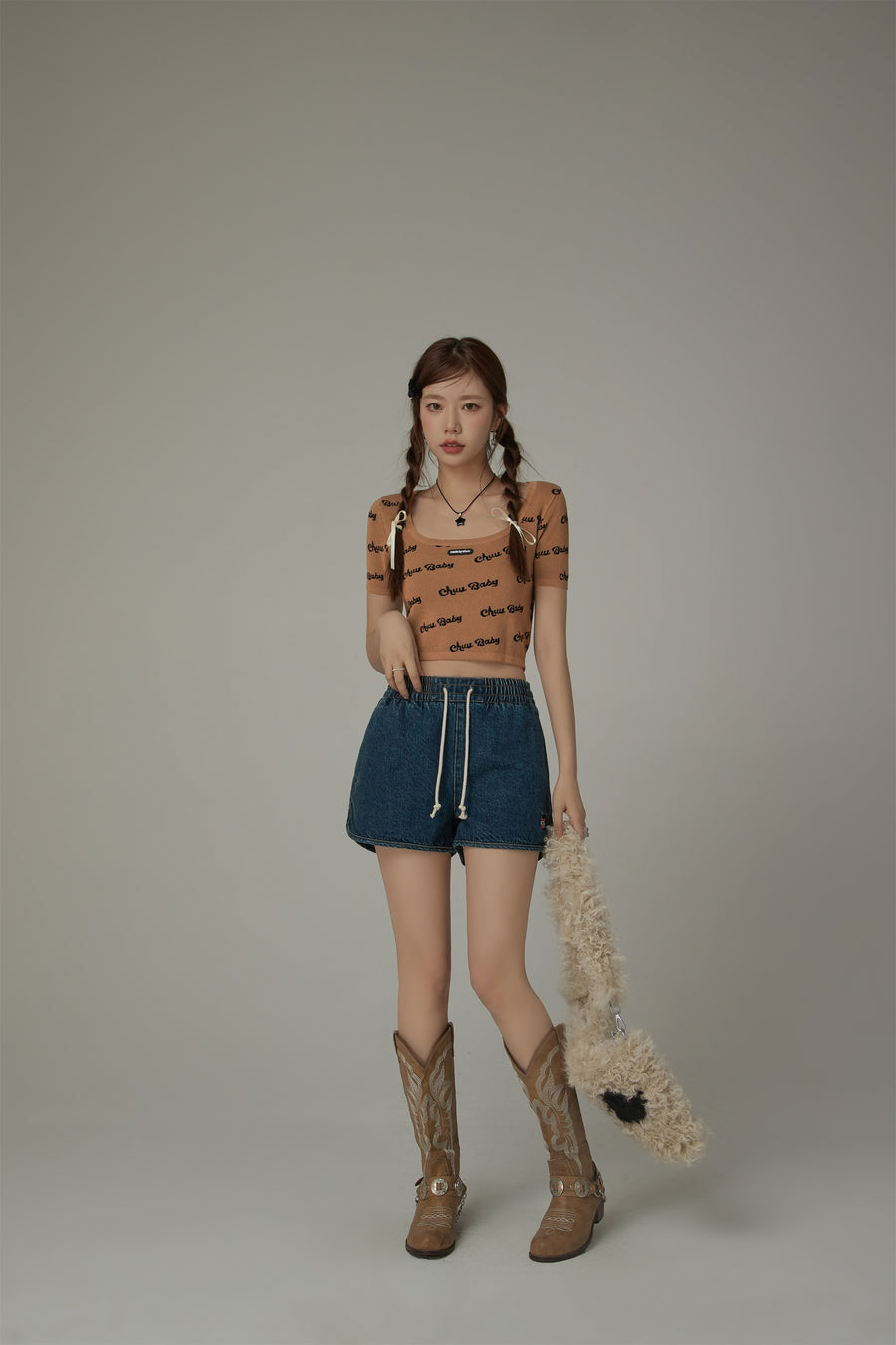 CHUU Chuu Baby Cropped Knit Top