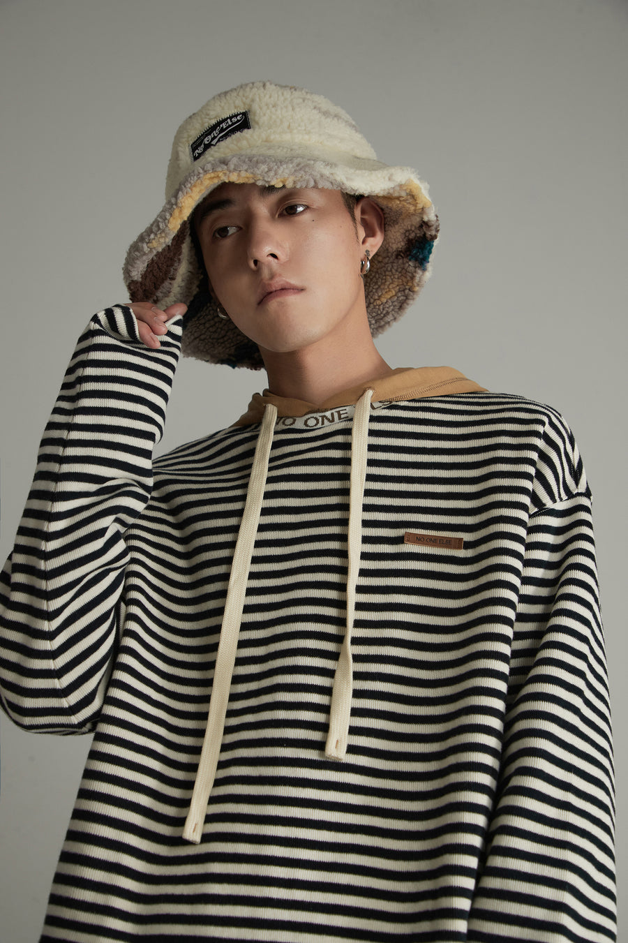 CHUU Striped Loose Fit T-Shirt