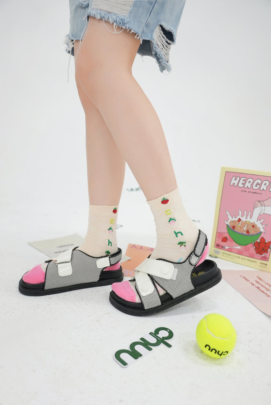 CHUU Lovely Fruit And Frog Ankle Socks