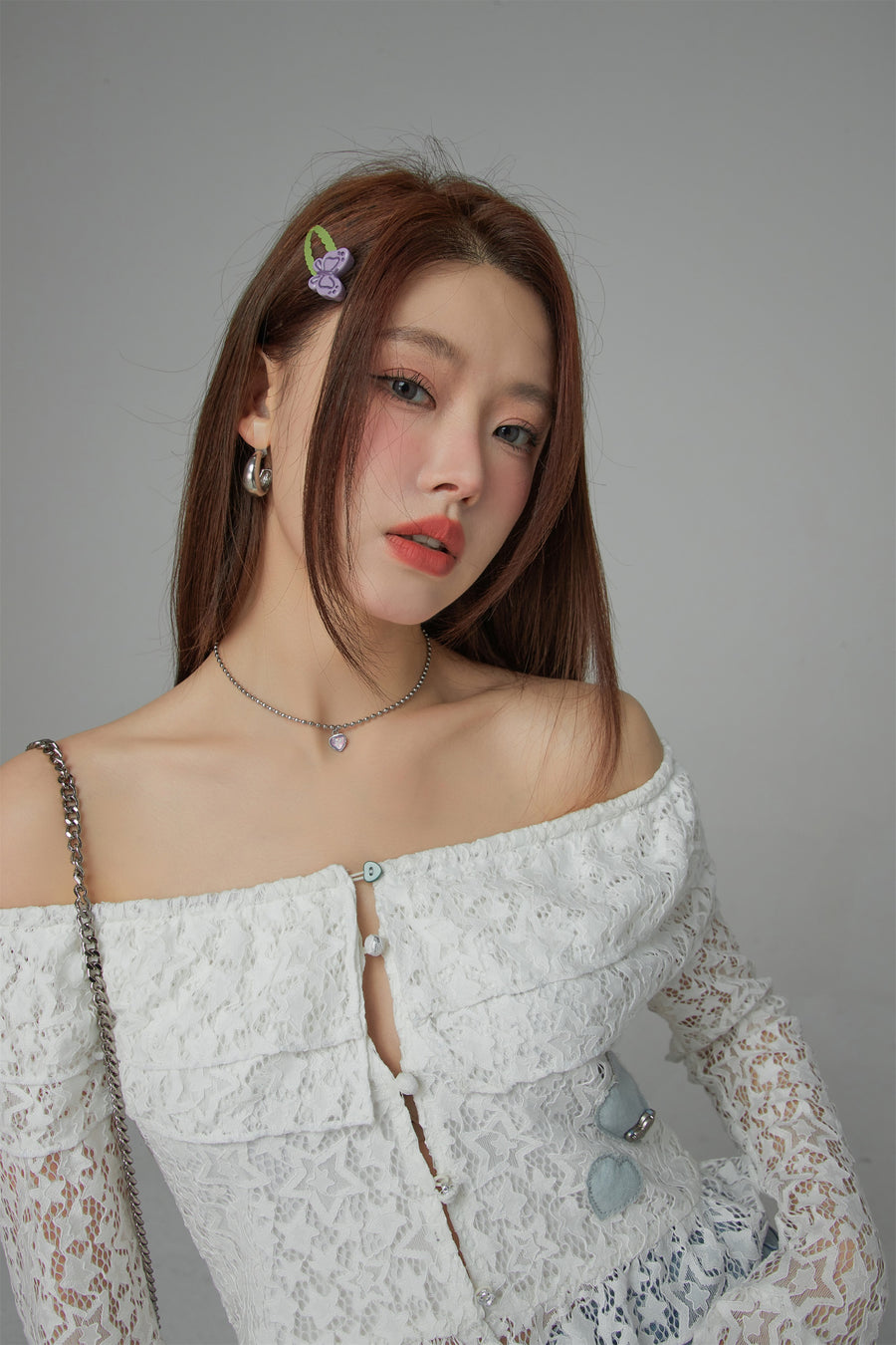 CHUU Star Lace Button Crop Blouse