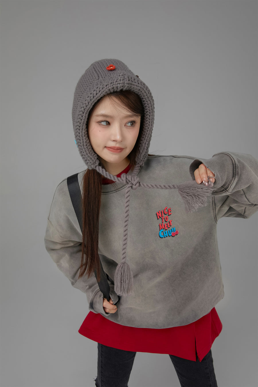 CHUU We Have Met Before Chuu Loose Fit Sweatshirt