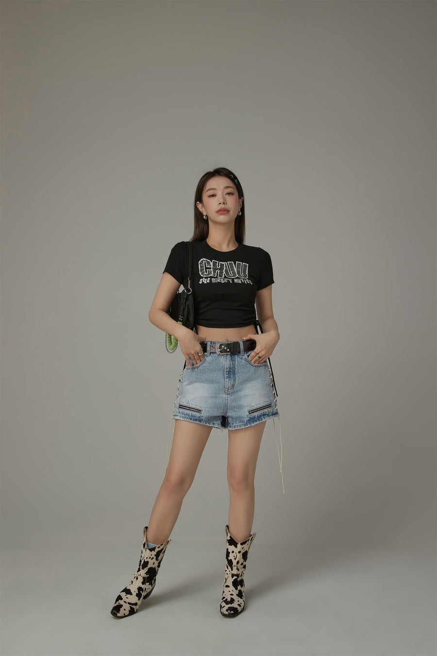 CHUU Lace Up Design Denim Shorts