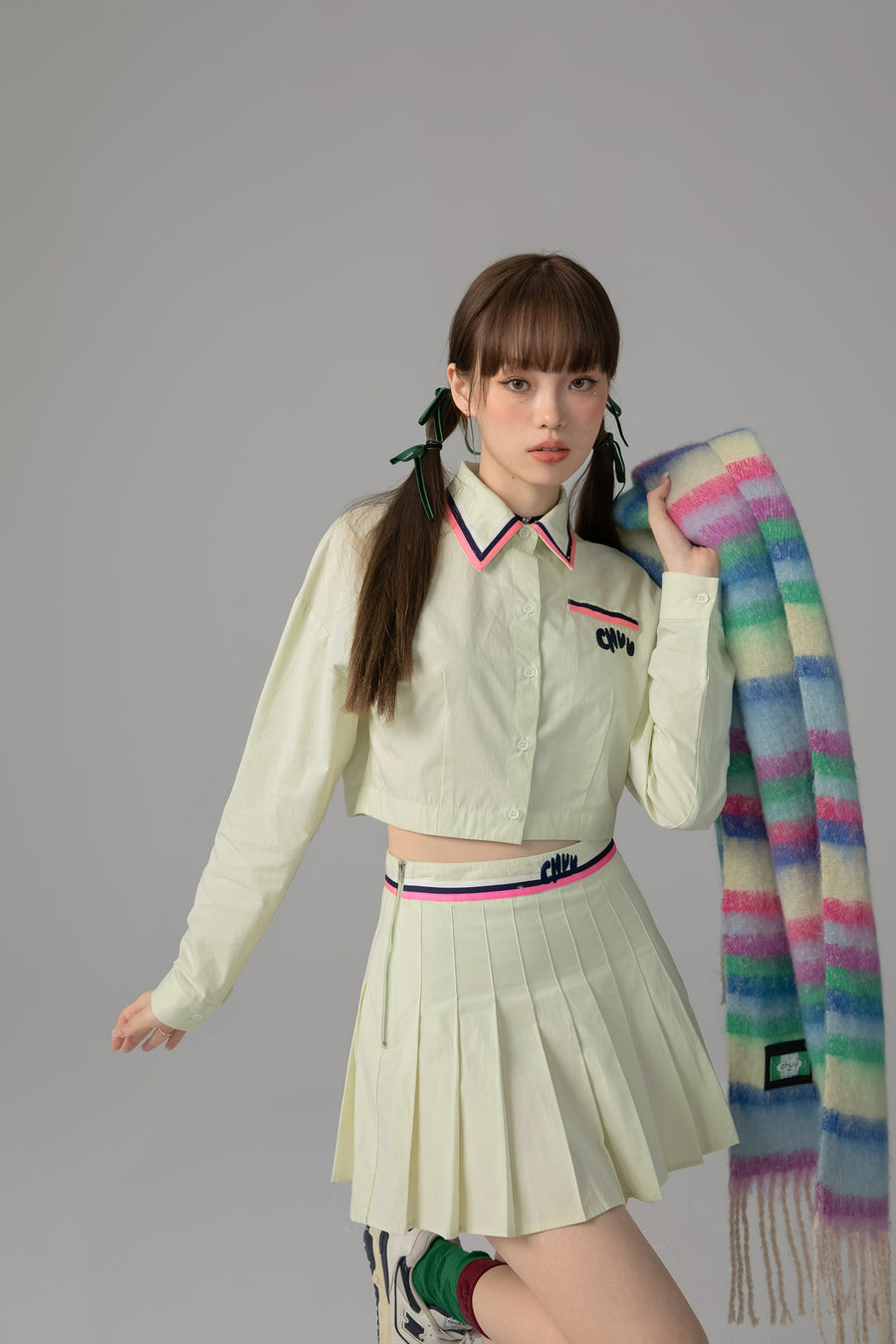 CHUU Embroidered Stripe Collar Crop Shirt