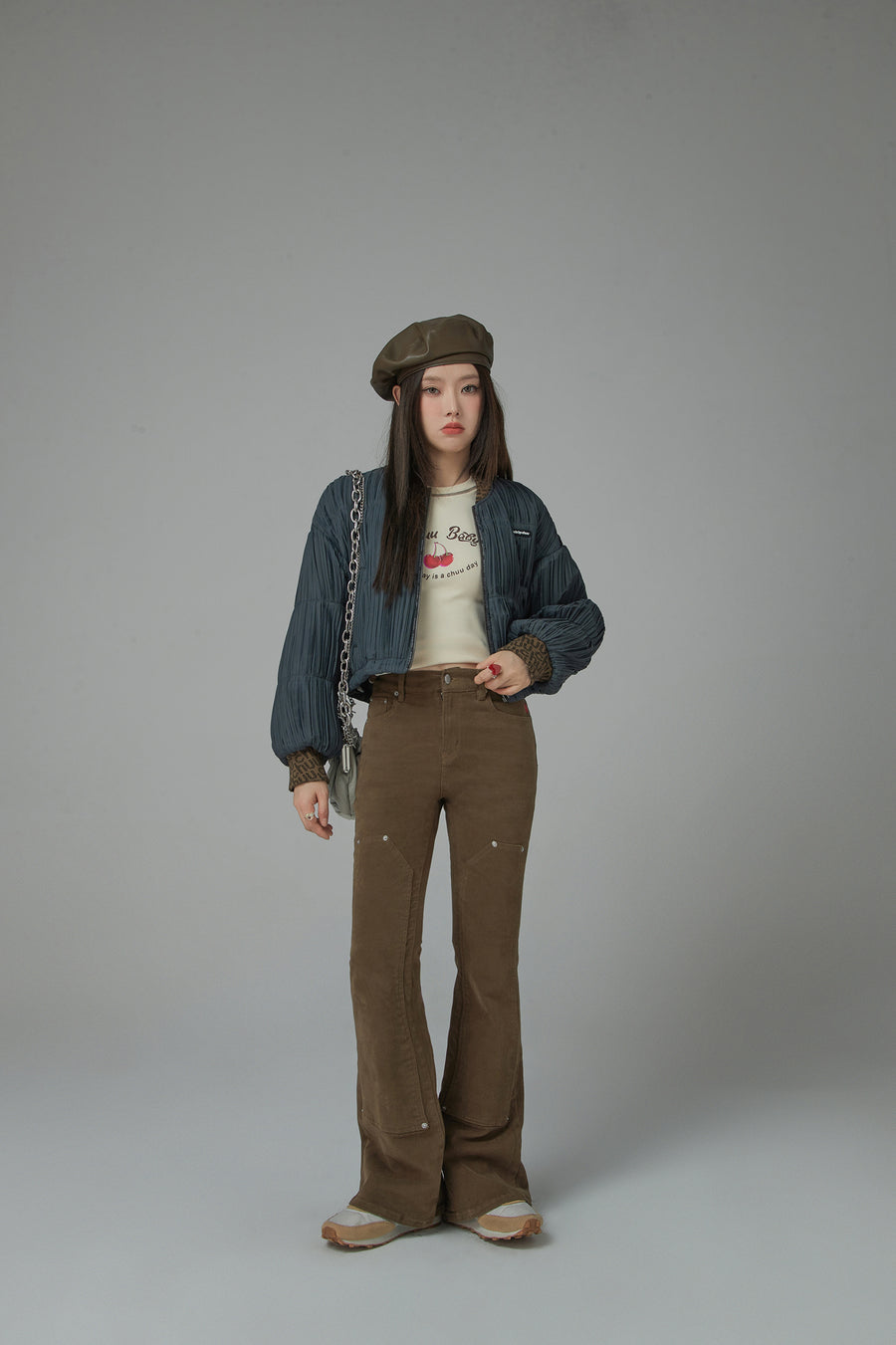 CHUU Better Than Ever Heart-Embroidered Bootcut Pants