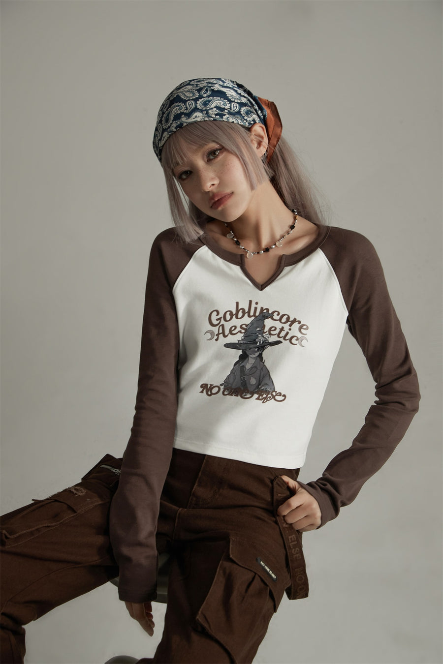 CHUU Color Combination Goblin Core Raglan T-Shirt