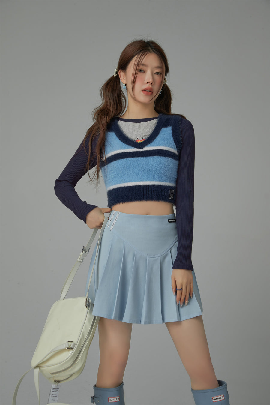 CHUU I Love Chuu Raglan Cropped Shirring T-Shirt