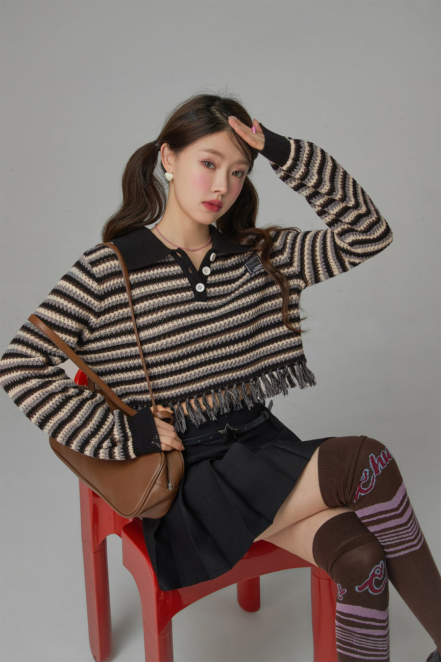 CHUU The Kiss Crochet Fringe Crop Sweater