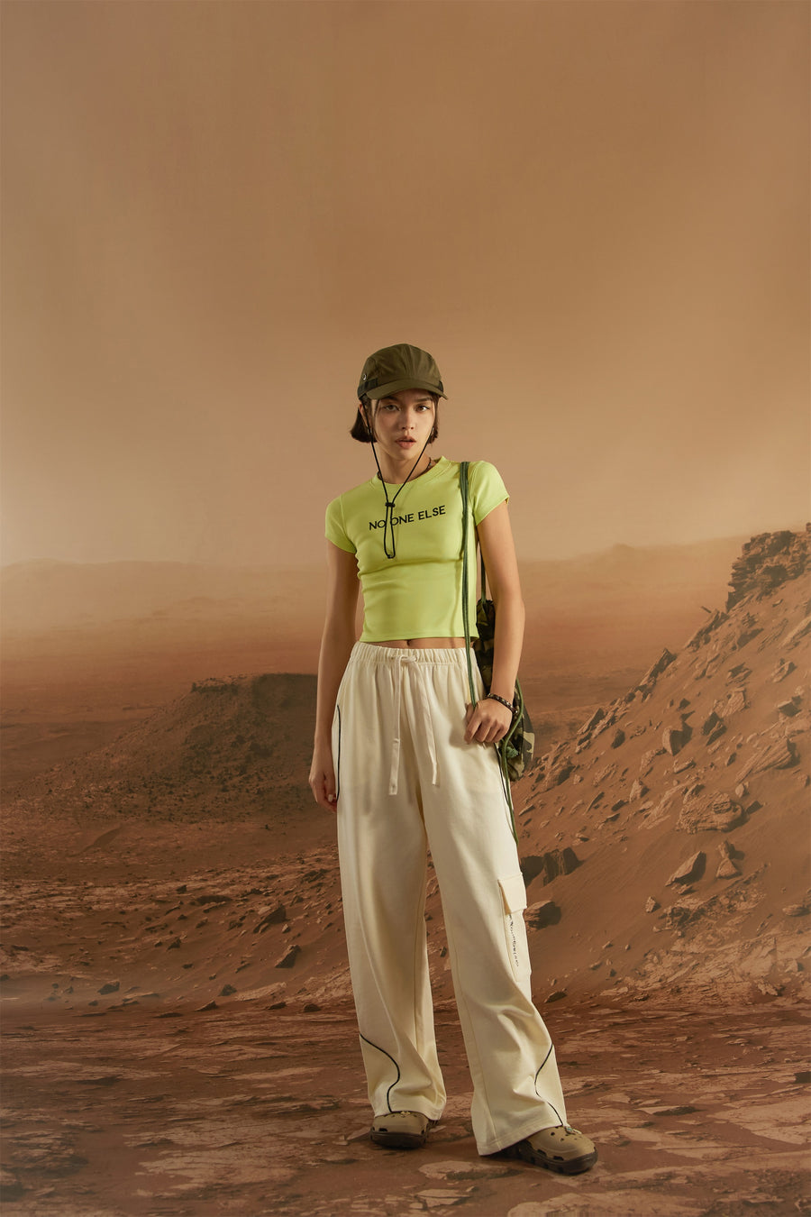 CHUU String Cargo Wide Pants