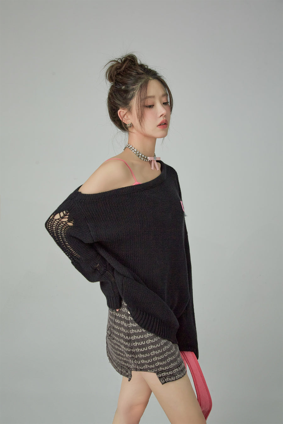 CHUU Let It Fall Off Shoulder Loose Knit Sweater