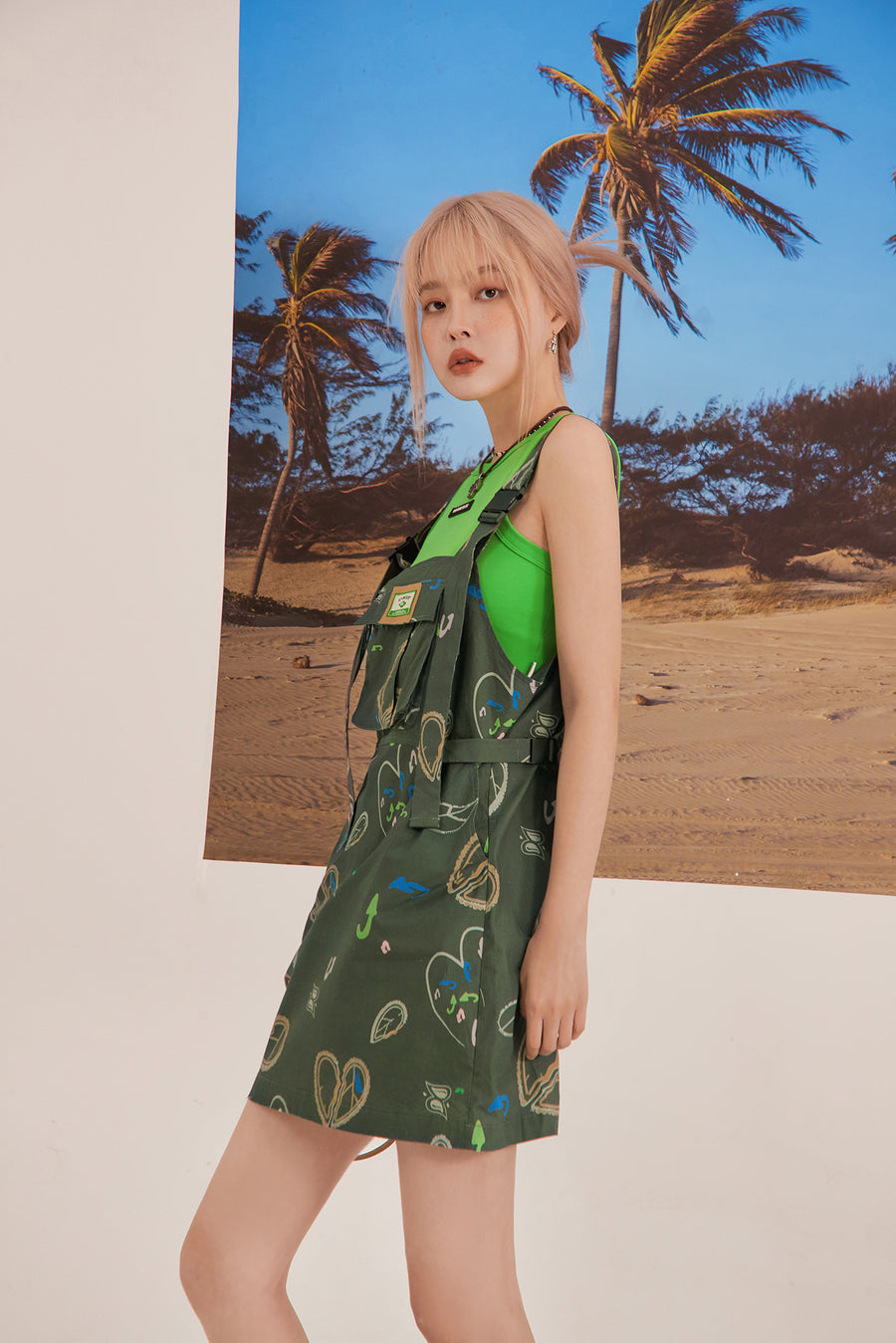 CHUU Broken Hearts Suspender Dress