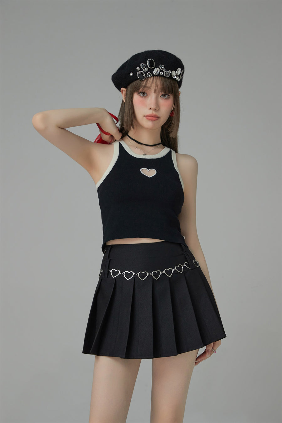 CHUU Heart Colored Sleeveless Shirt