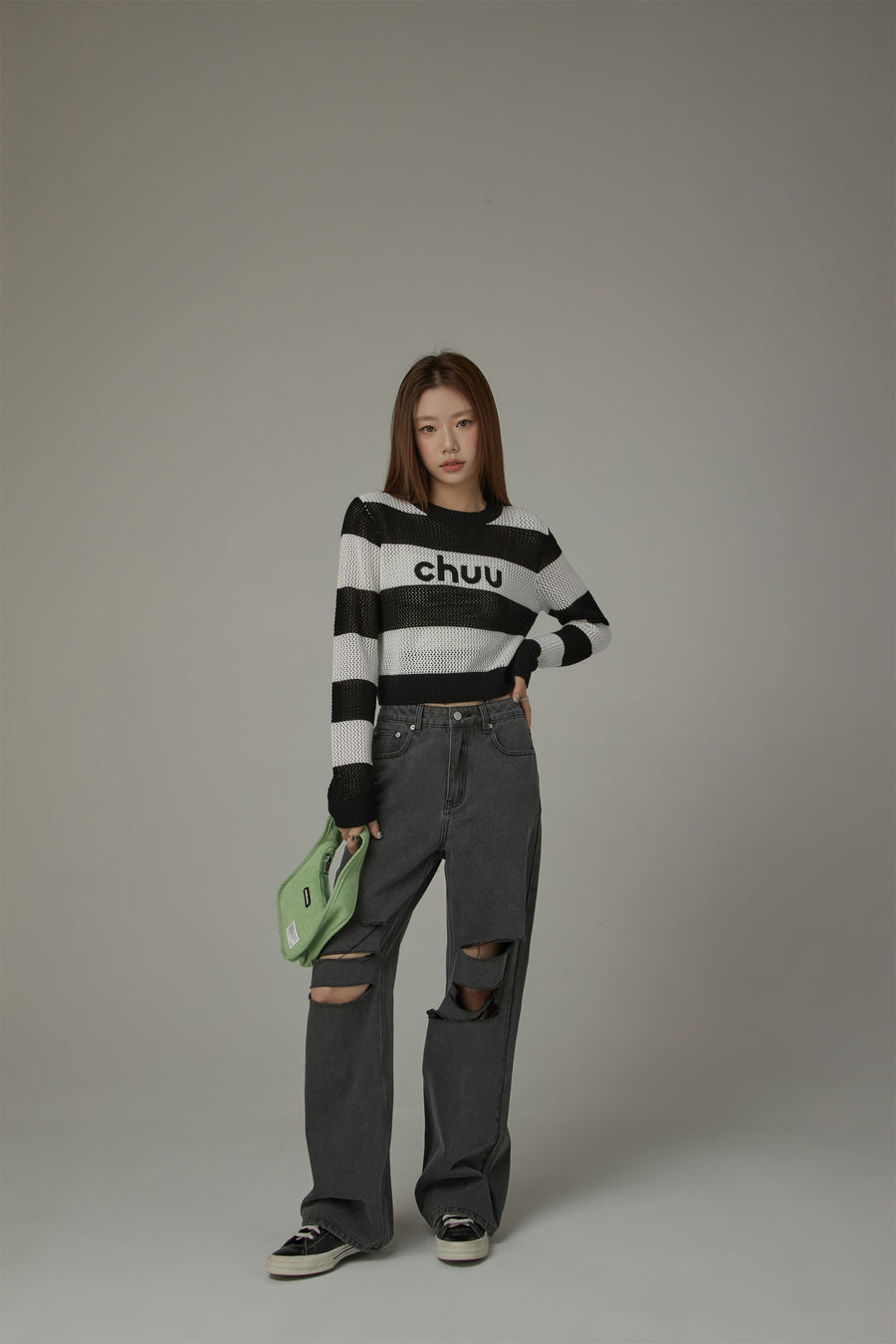 CHUU Striped Cropped Knit Top