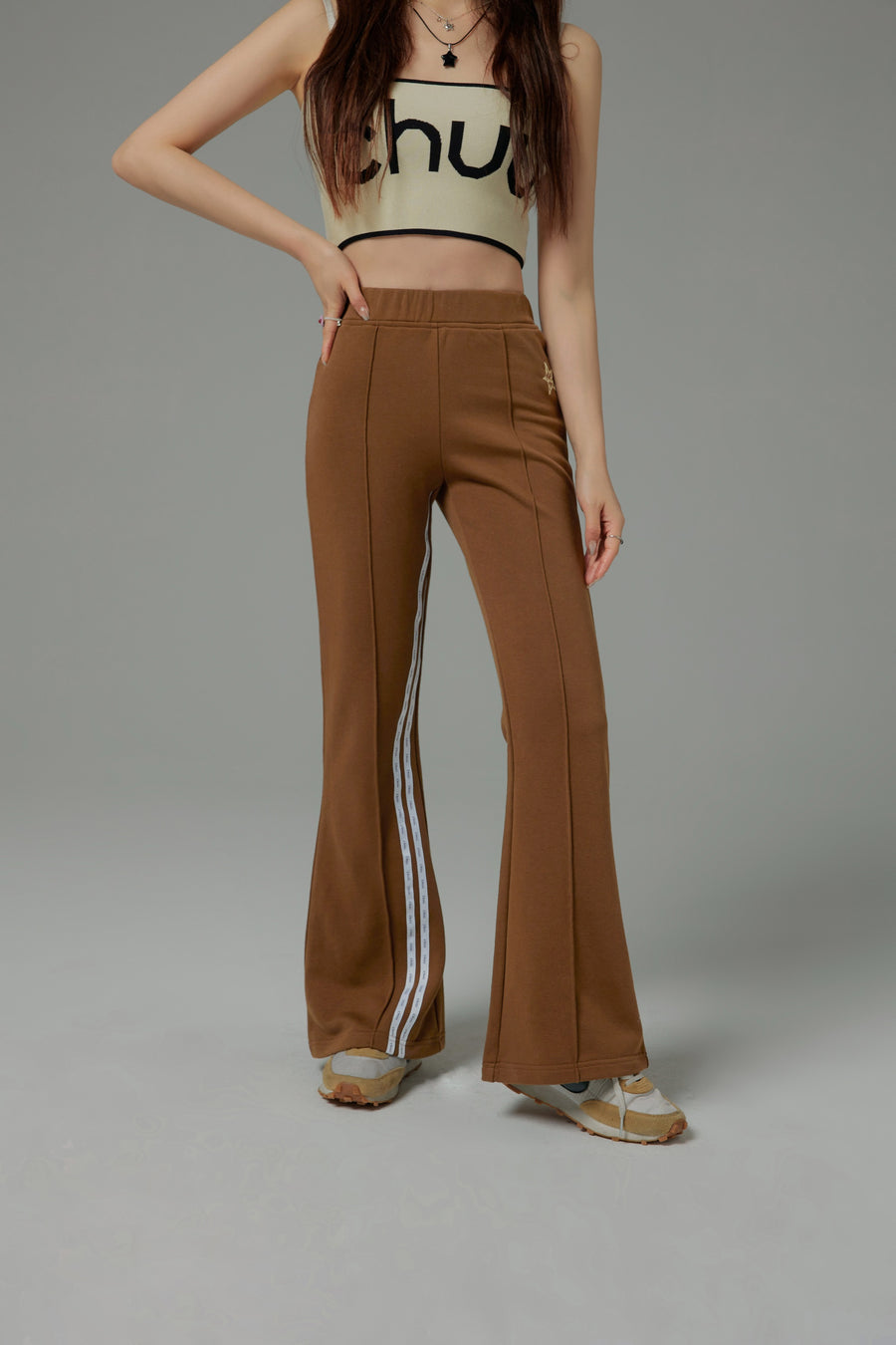 CHUU Exhilarating Slim Bootcut Jogger Pants