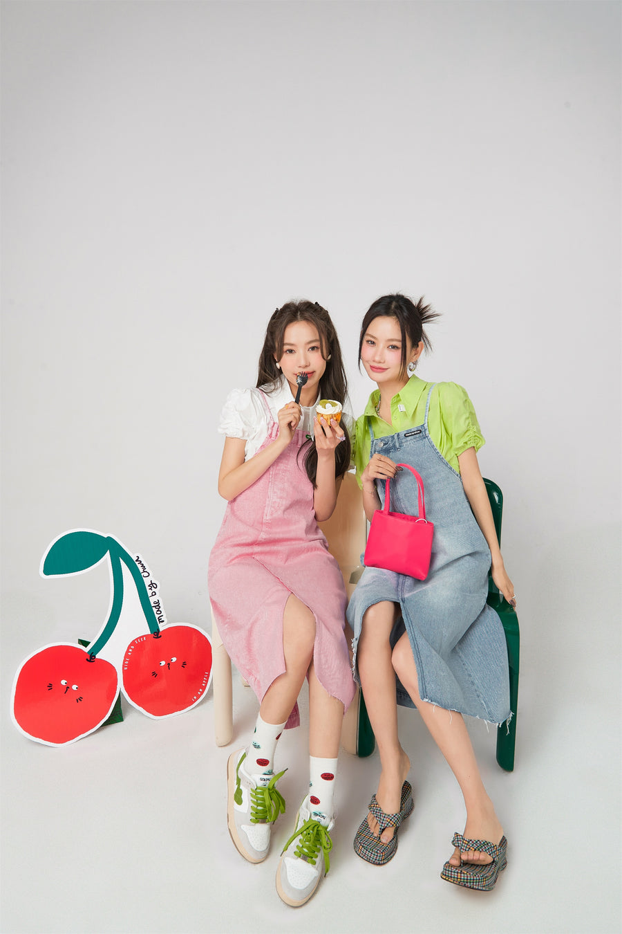 CHUU Temptation To Gossip Overalls Dress