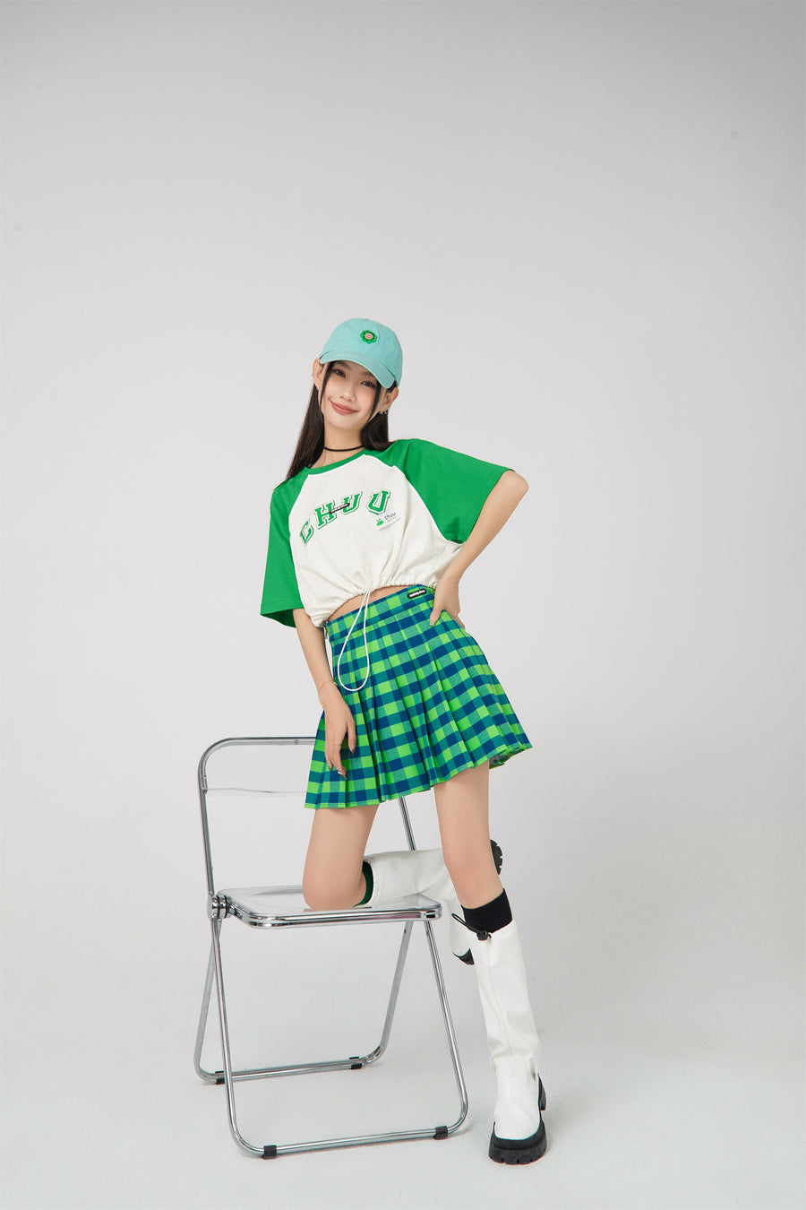 CHUU She Is A Keeper Checkered Skirt