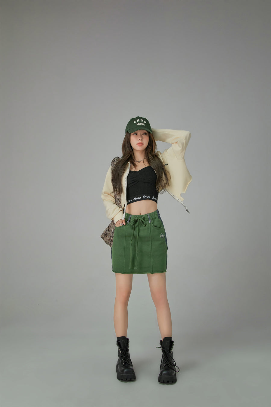 CHUU Two Faced Denim Mini Skirt